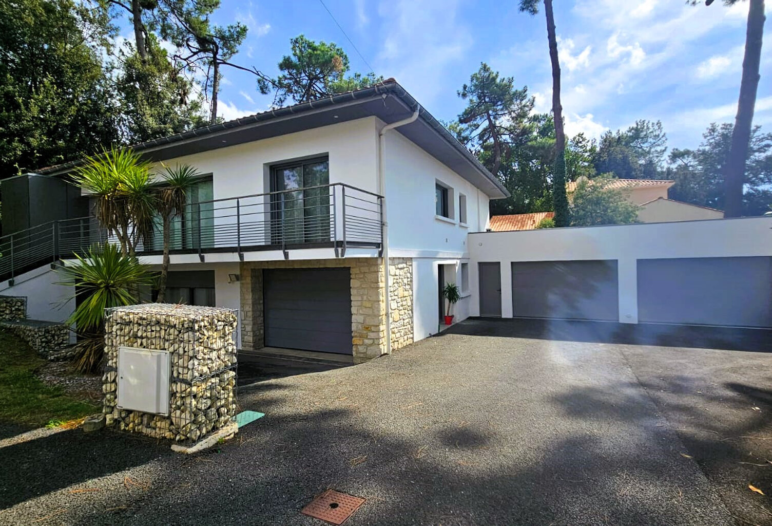 VILLA de STANDING — photo 1