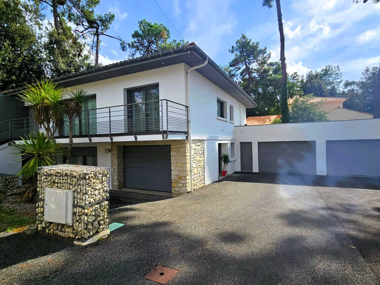 VILLA de STANDING — photo 1