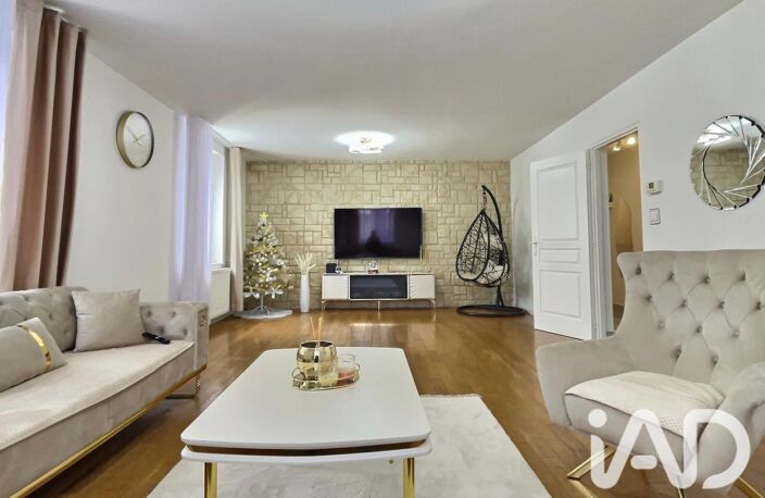 Vente Appartement 5 pièces — photo 2