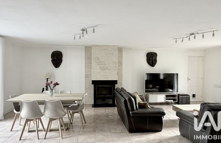 Vente Maison traditionnelle 8 pièces — photo 2