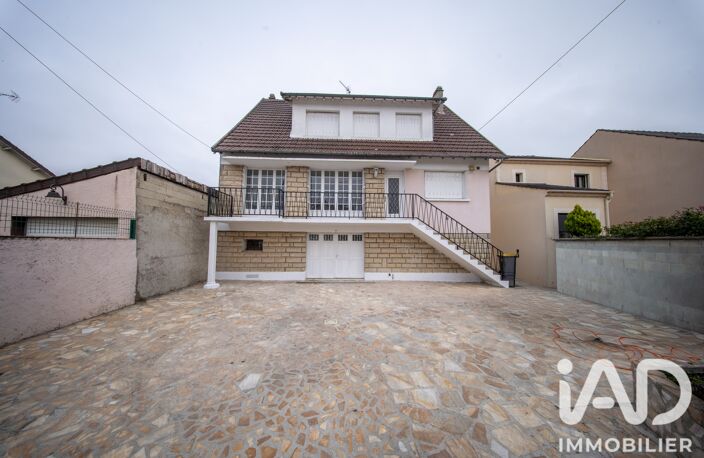 Vente Maison/villa 5 pièces — photo 2