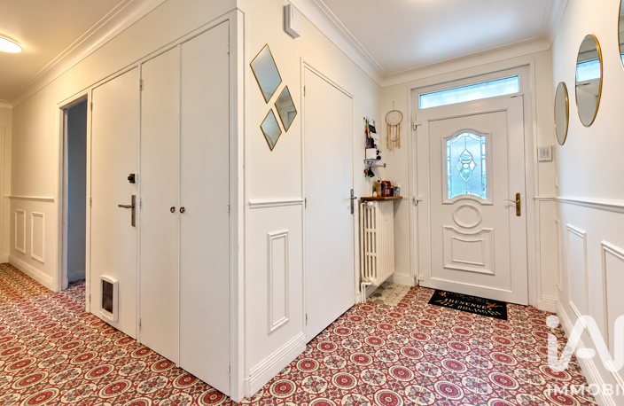 Vente Maison traditionnelle 8 pièces — photo 2
