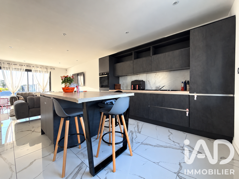 Vente Maison/villa 5 pièces — photo 1