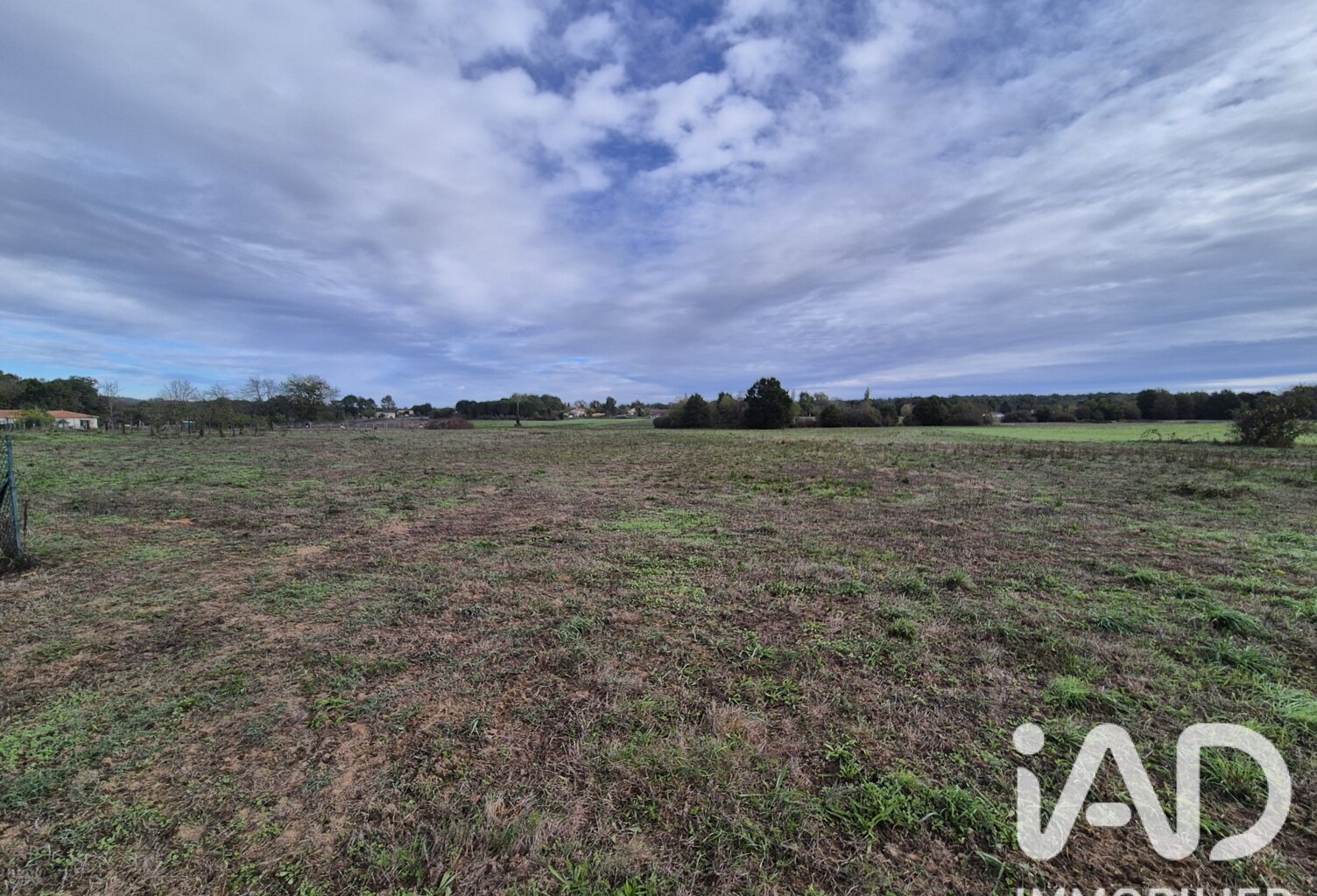 Vente Terrain à bâtir 3 500 m&sup2; — photo 1