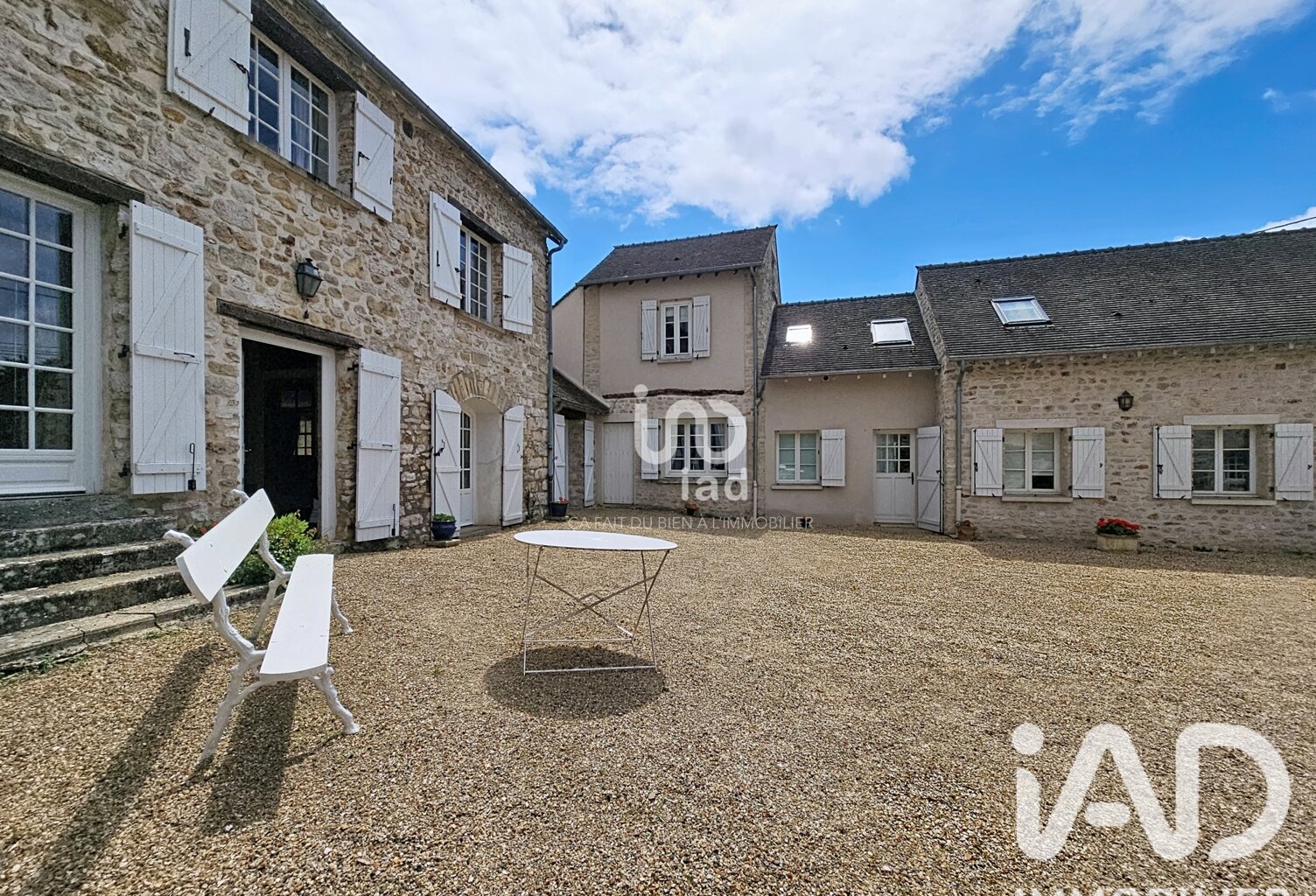 Vente Maison/villa 14 pièces — photo 1