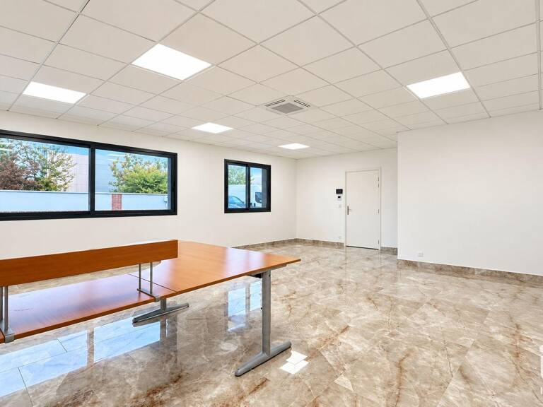 Location Bureaux 46 m&sup2; — photo 1