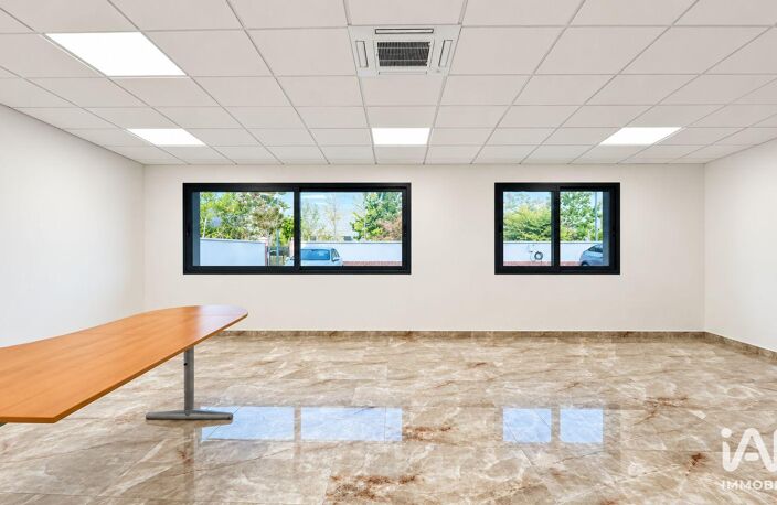 Location Bureaux 46 m&sup2; — photo 2