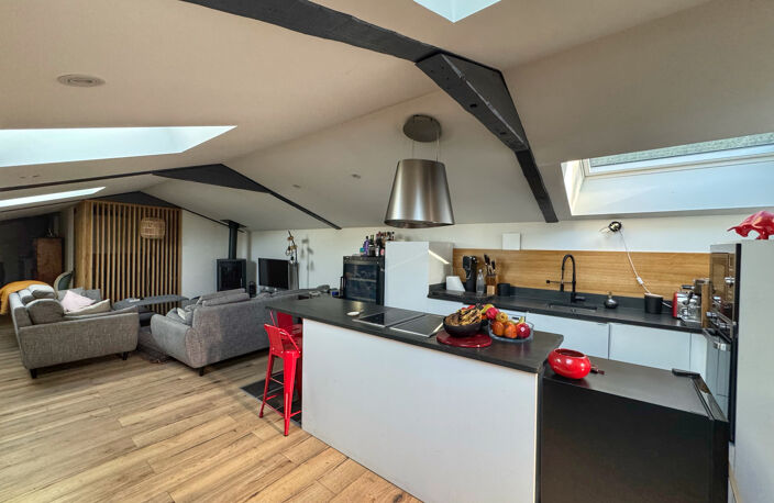 Ensemble immobilier murs commerciaux et appartement — photo 3