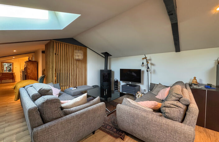 Ensemble immobilier murs commerciaux et appartement — photo 4