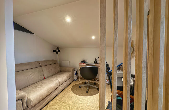 Ensemble immobilier murs commerciaux et appartement — photo 5
