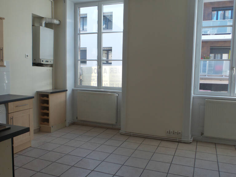  Location Ecully 69130 Appartement T2 — photo 1