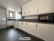 F2 DUPLEX DANS RÉSIDENCE CALME ET SÉCURISÉE — photo 3
