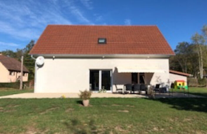 RONCHAMP, très belle maison de plain-pied au calme — photo 3