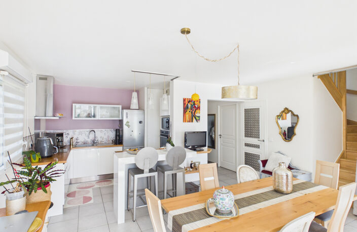 SAINT ALBAN LEYSSE - A VENDRE MAISON CONTEMPORAINE AVEC VUE — photo 4