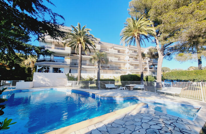 APPARTEMENT 2 PIECES VUE MER - BOULOURIS — photo 2