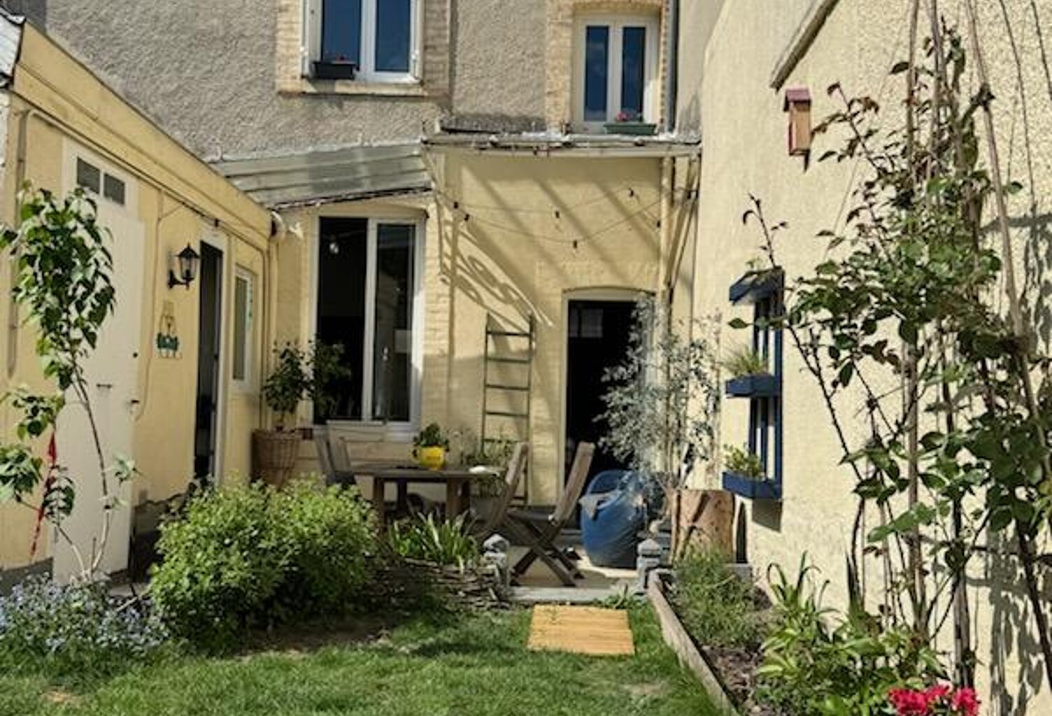 Maison 5 pièces avec jardin. — photo 1