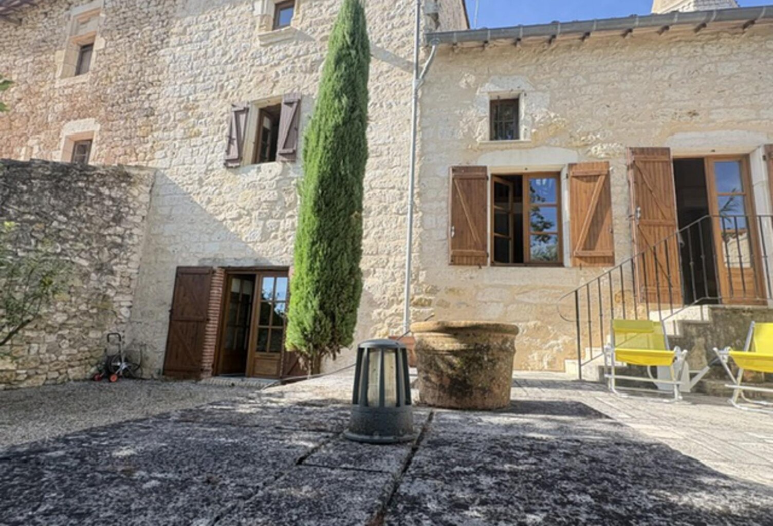Maison de village en Pierres — photo 1