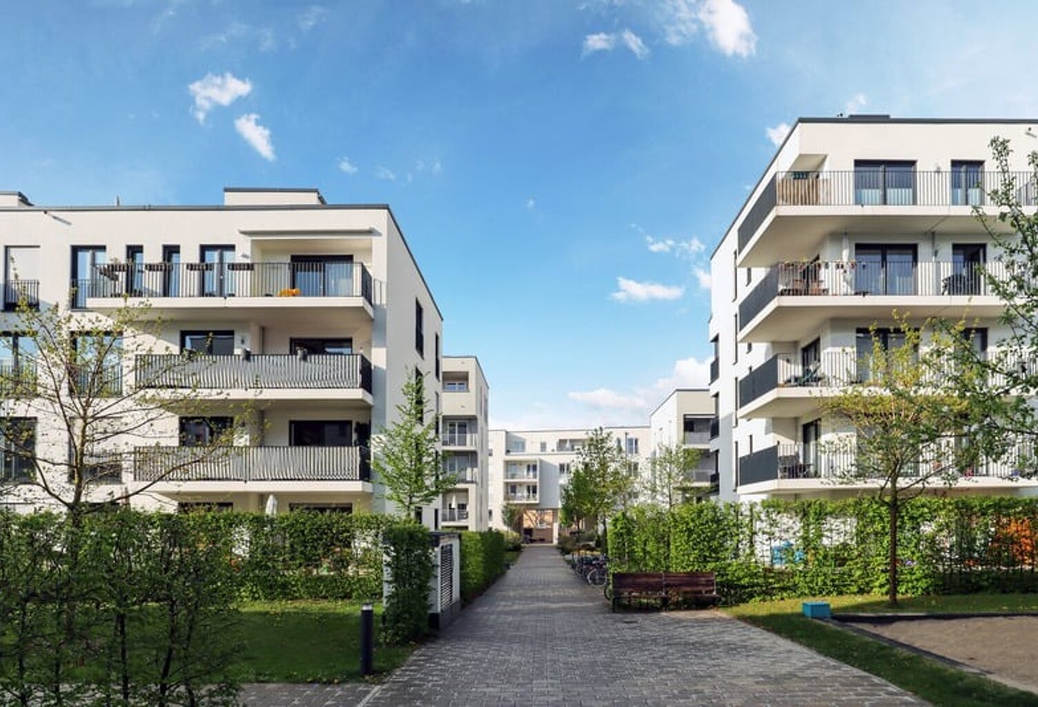 EXCEPTIONNEL 3 PIECES VUE CANAL SAINT DENIS A 5 MINUTES DU RER DE SAINT DENIS !!! — photo 1