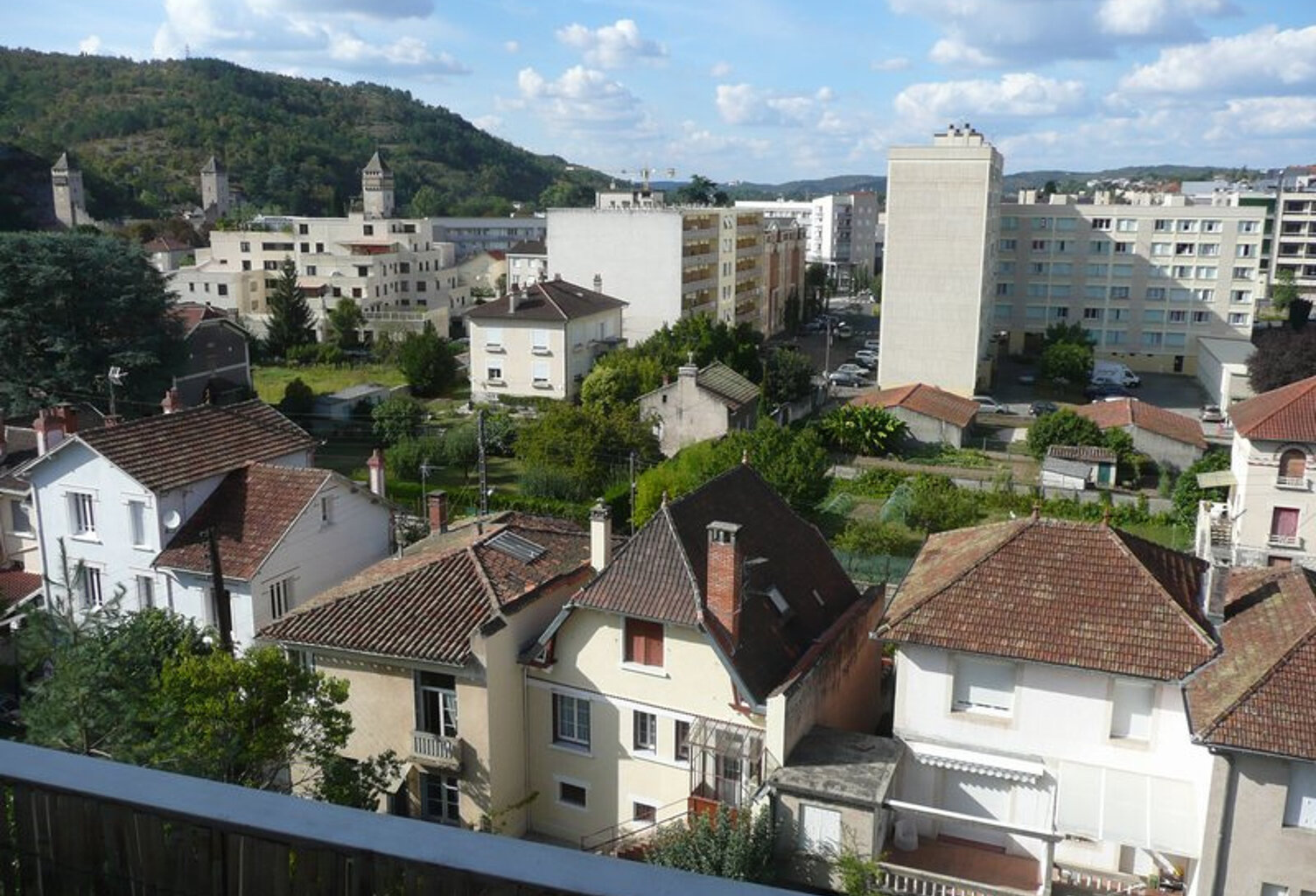 T2 - CENTRE VILLE - CAHORS — photo 1