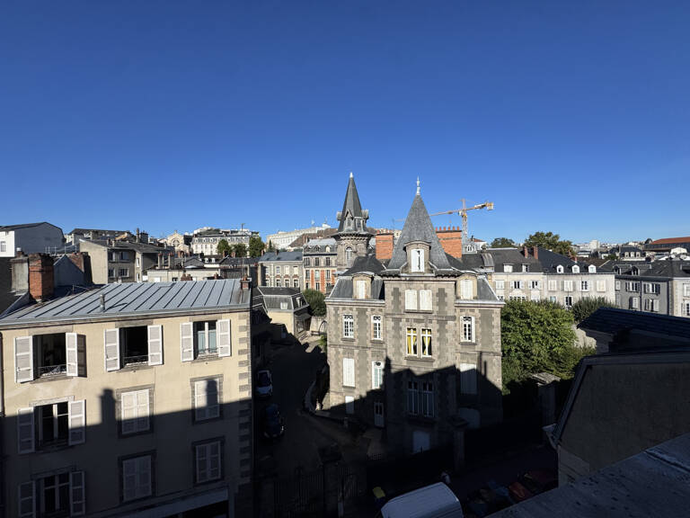 Appartement 72 m2 plein centre LIMOGES avec box et ascenseur — photo 1