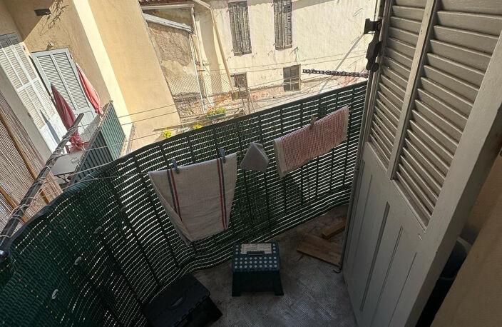 T2 de 54,30m2 Proche de St Charles/ Centre Bourse — photo 3