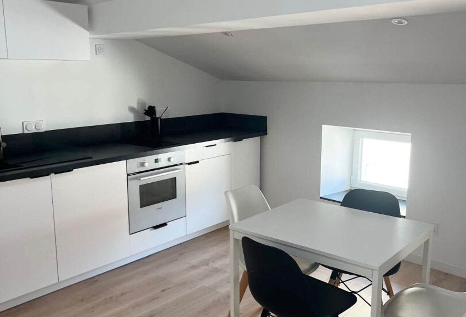 Appartement Chazelles Sur Lyon 2 pièce(s) 24 m2 — photo 1