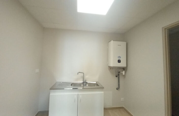 Bureaux Le Pontet 53 m2 — photo 5