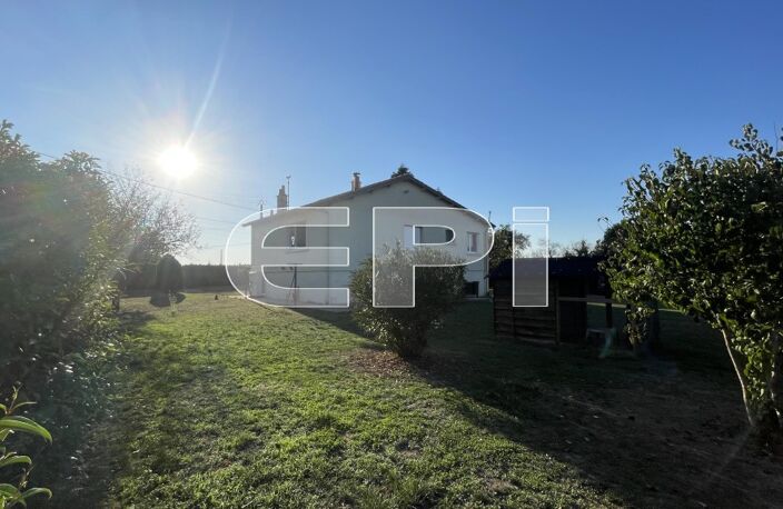 Maison contemporaine disposant grand terrain pour animaux avec d — photo 2