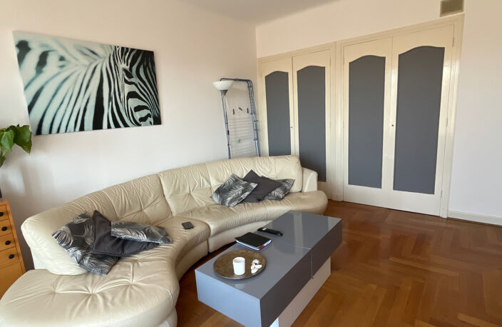 Appartement T2 -Terrasse-Garage — photo 2