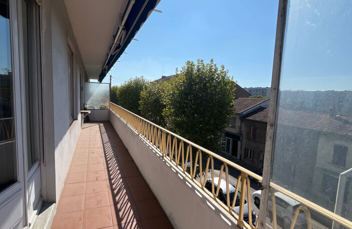 Appartement T2 -Terrasse-Garage — photo 4