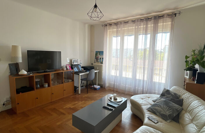 Appartement T2 -Terrasse-Garage — photo 5