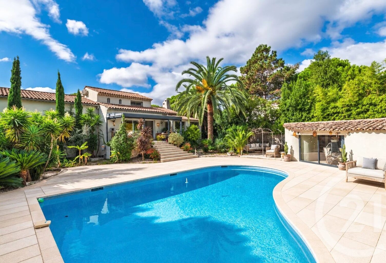 Vente maison 7 pièces 235 m² Mougins (06250) — photo 1