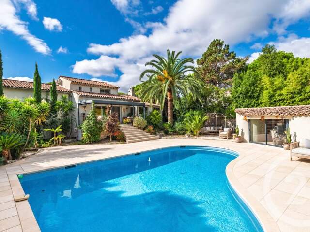 Maison 7 pièces 235 m² à Mougins — photo du bien