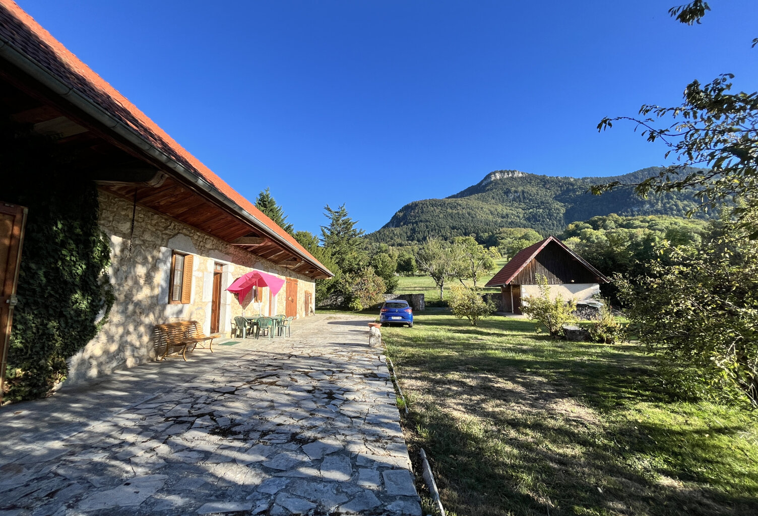 A VENDRE LE MONTCEL FERME DE PLAIN PIED — photo 1