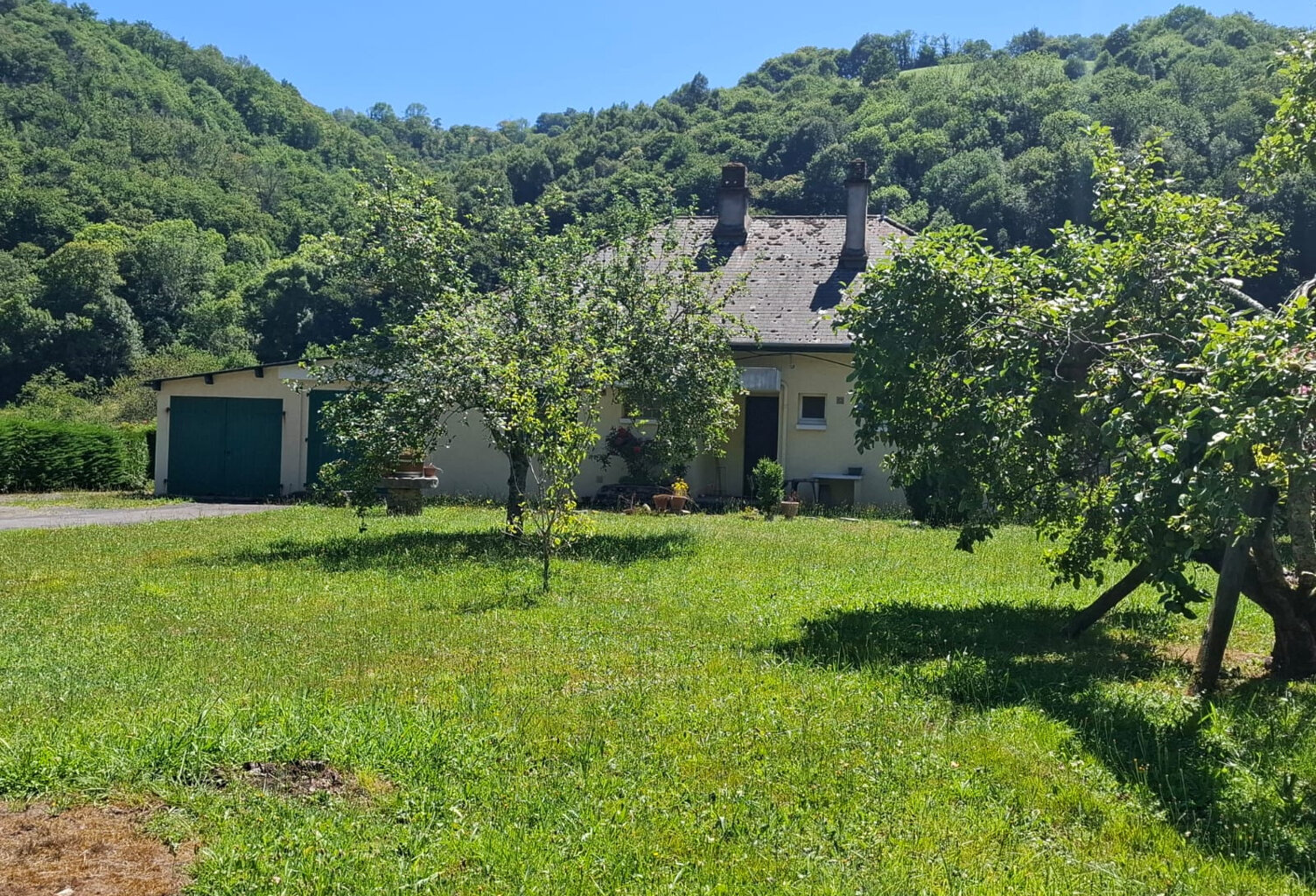 EN EXCLUSIVITE Licq-Athérey — photo 1