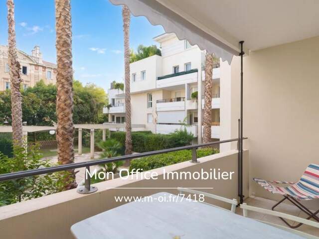 Référence : 7418-ASA - Studio avec terrasse et un grand garage — photo du bien