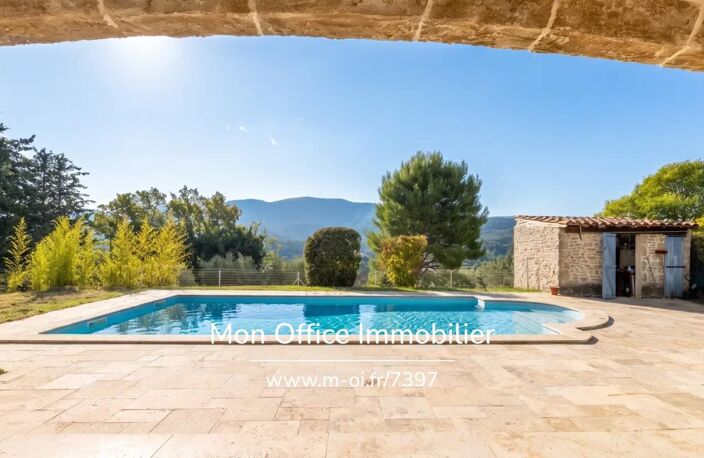 Référence : 7397-NFI - Maison 6 pièces avec piscine, vue dégagée et garage — photo 4