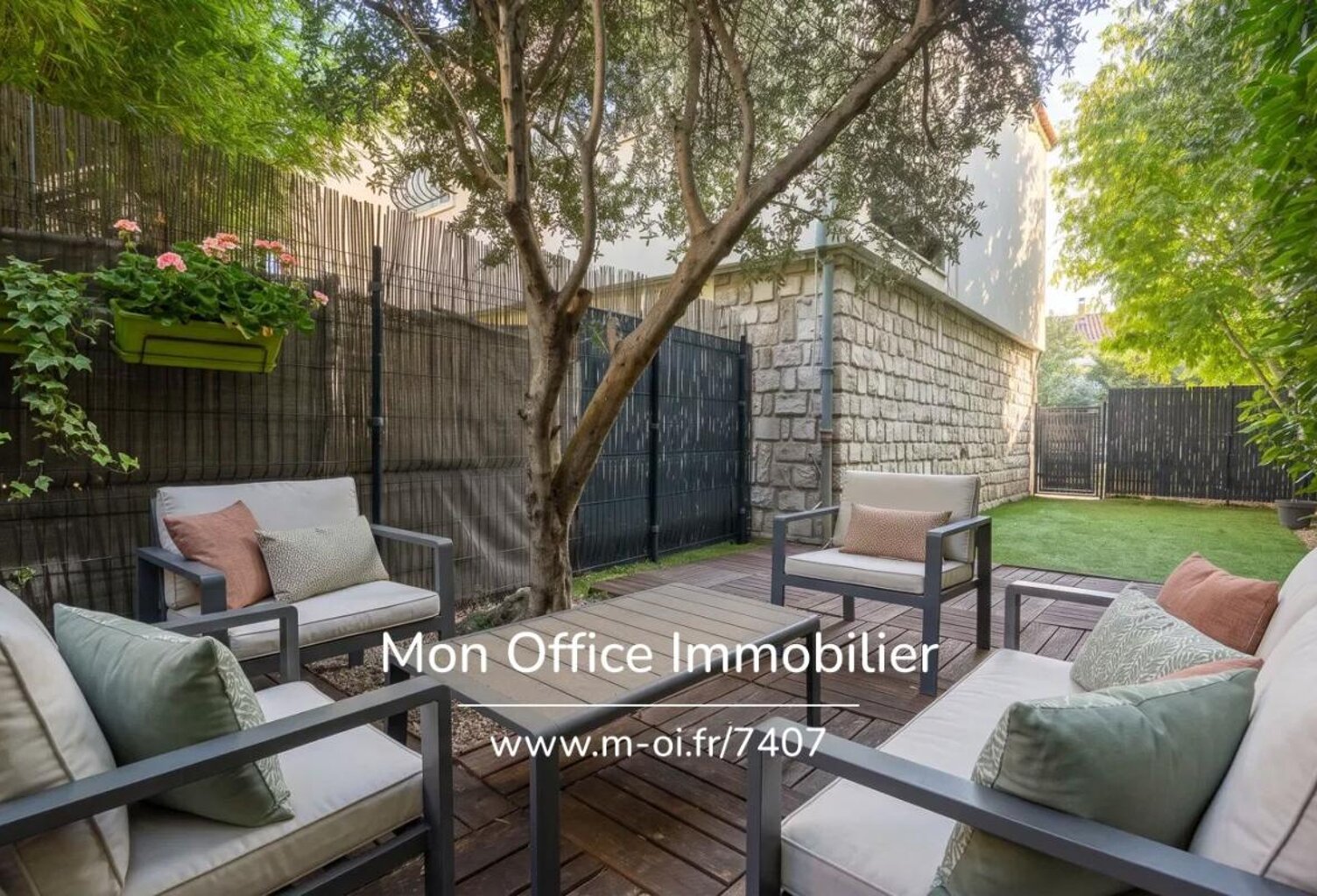 Référence : 7407-TLE - Aix en Provence - Appartement 3 pièces - Proche Centre-Ville - Jardin - Stationnements privatifs - commodités à pieds - faibles charges — photo 1