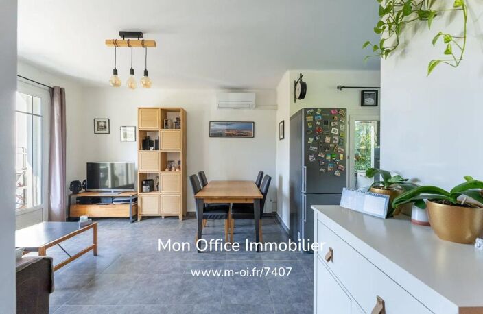 Référence : 7407-TLE - Aix en Provence - Appartement 3 pièces - Proche Centre-Ville - Jardin - Stationnements privatifs - commodités à pieds - faibles charges — photo 3
