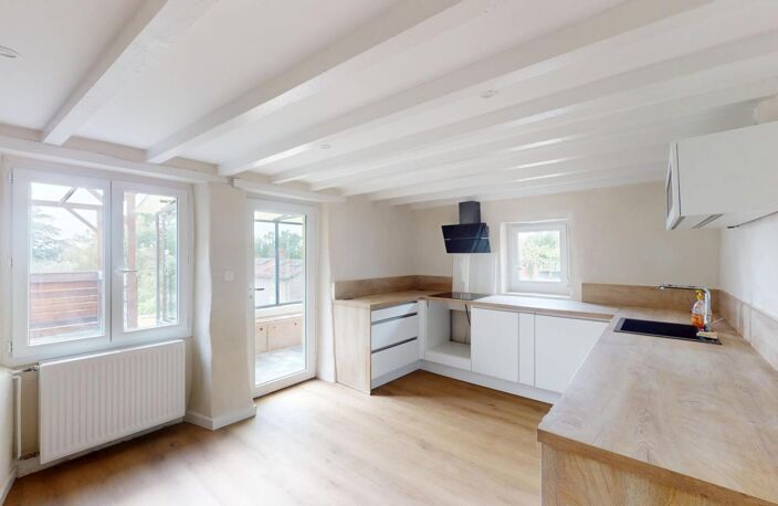 À VENDRE – Charmante maison rénovée à Trévoux — photo 4