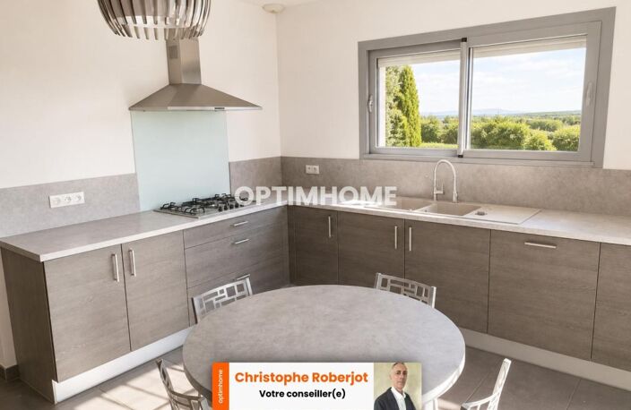 Maison de 142m2 de plain pied avec 3 chambres dans un quartier résidentiel de CHATENOY LE ROYAL — photo 3