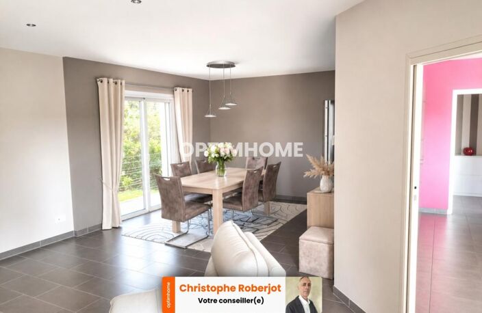 Maison de 142m2 de plain pied avec 3 chambres dans un quartier résidentiel de CHATENOY LE ROYAL — photo 5
