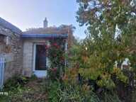 Maison à vendre de 2 pièces offrant 42 m² habitables  - ANTOGNY LE TILLAC (37800) — photo 3