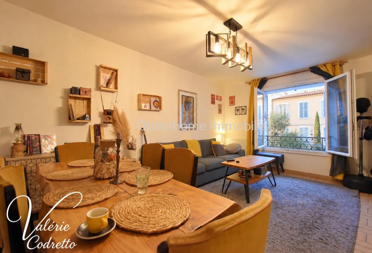 HYÈRES 83400 – QUARTIER GARE | APPARTEMENT T2 – TOUT À PIED ! — photo 1