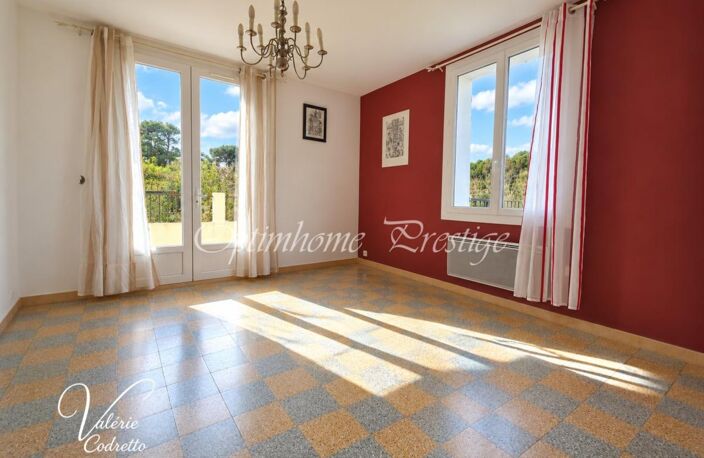LE PRADET  83220 – LES OURSINIÈRES – Appartement T5 en rez-de-jardin de villa, terrain 420 m² et dépendances — photo 2