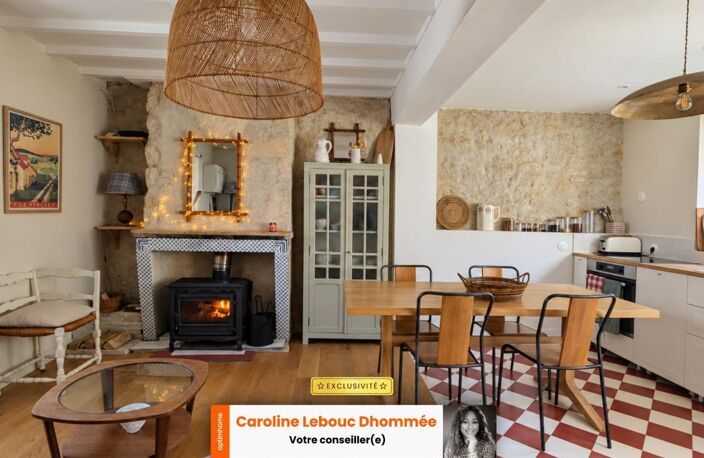 Maison ancienne en pierre et sa dépendance d'amis (105 m² au sol) autour d'une cour paysagée en ville — photo 2
