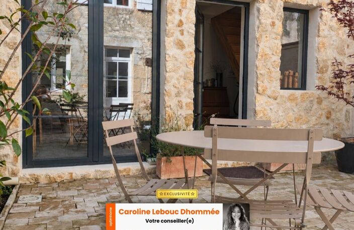 Maison ancienne en pierre et sa dépendance d'amis (105 m² au sol) autour d'une cour paysagée en ville — photo 4