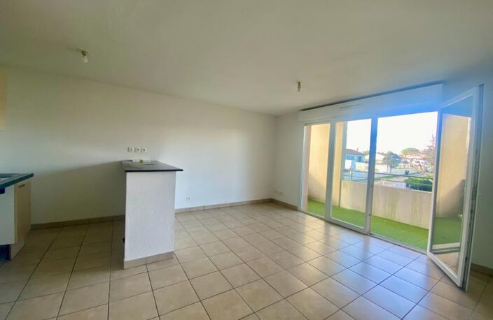 A LOUER T3 55 m² avec balcon et 2 parkings – Résidence calme – Saint-Caprais-de-Bordeaux — photo 2