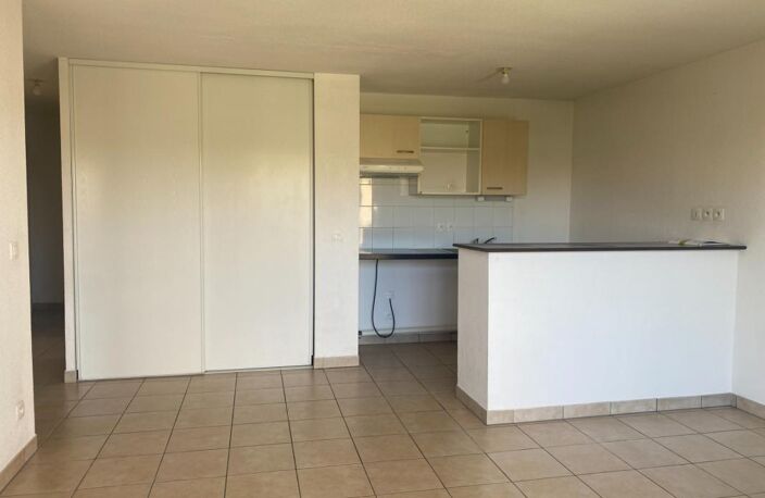 A LOUER T3 55 m² avec balcon et 2 parkings – Résidence calme – Saint-Caprais-de-Bordeaux — photo 3