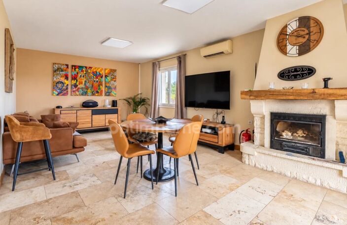 PLAISSAN (34230) – ENSEMBLE IMMOBILIER – 5 APPARTEMENTS – TERRAIN 1 055 M² – PISCINE – POTENTIEL LOCATIF — photo 2